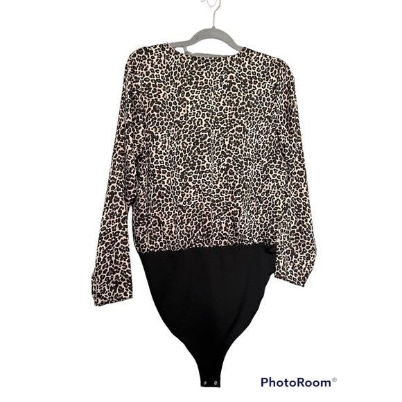 Apt 9 leopard print‎ bodysuit size L - Picture 2 of 6